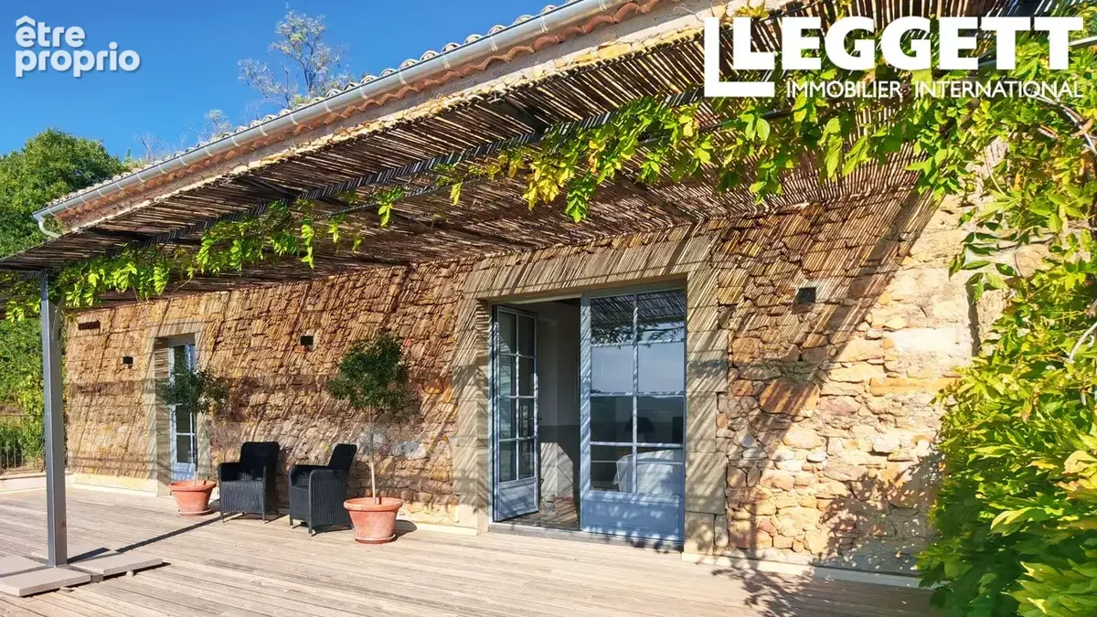 Magnifique Mas en pierre rénové par un architecte avec oliveraie et vue exceptionnelle près Uzès - photo 9