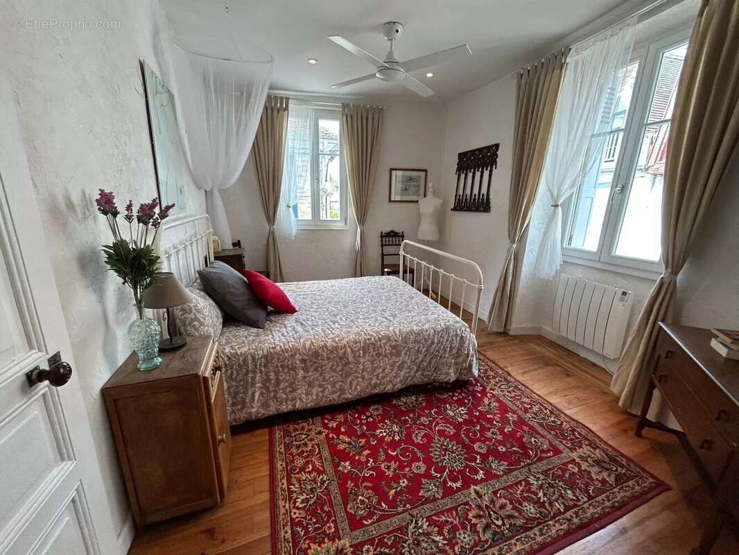 Maison à SALIES-DE-BEARN