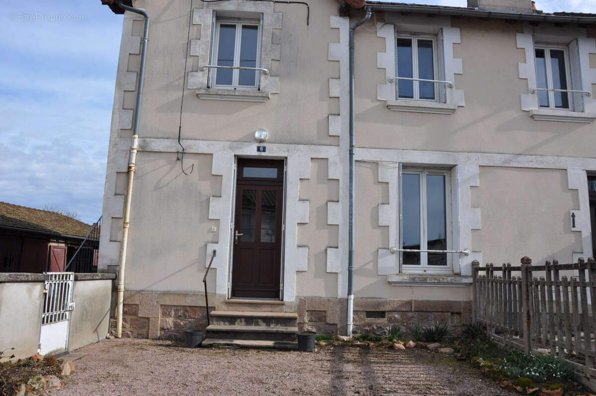 Maison à LAPALISSE