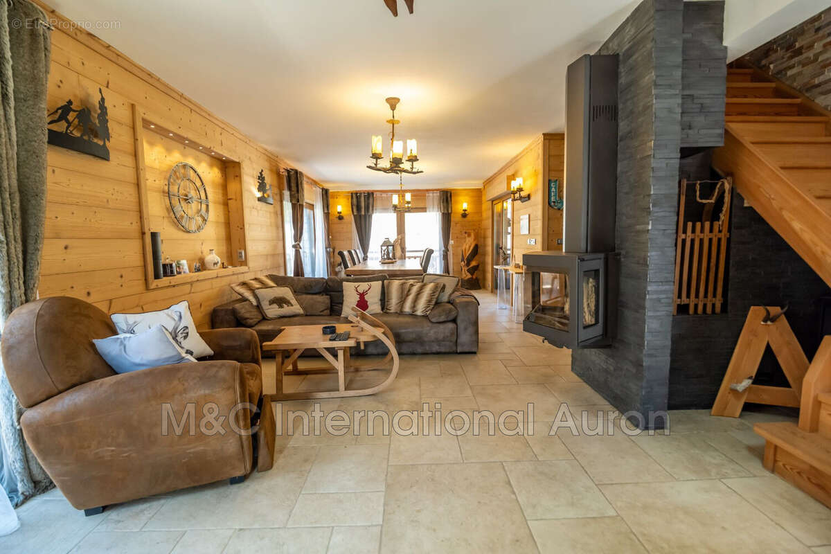 Maison à SAINT-ETIENNE-DE-TINEE