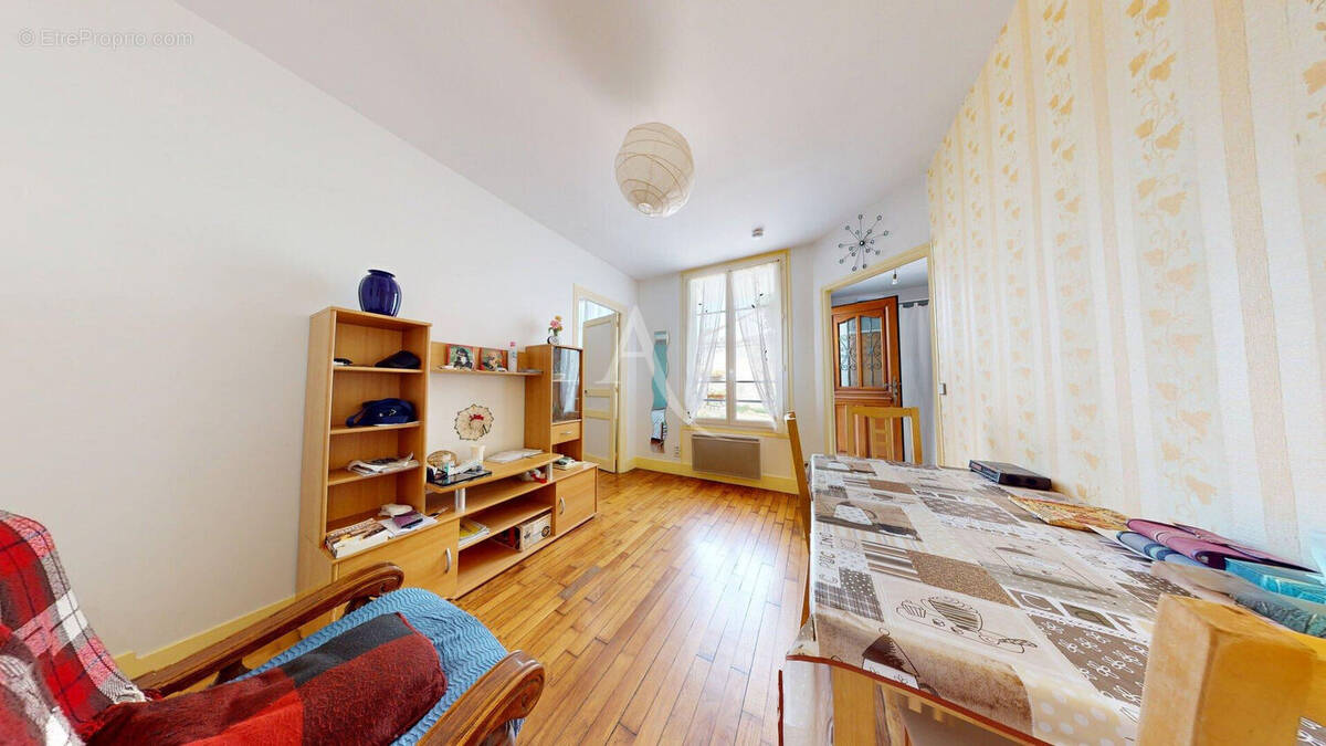 Maison à VITRY-SUR-SEINE