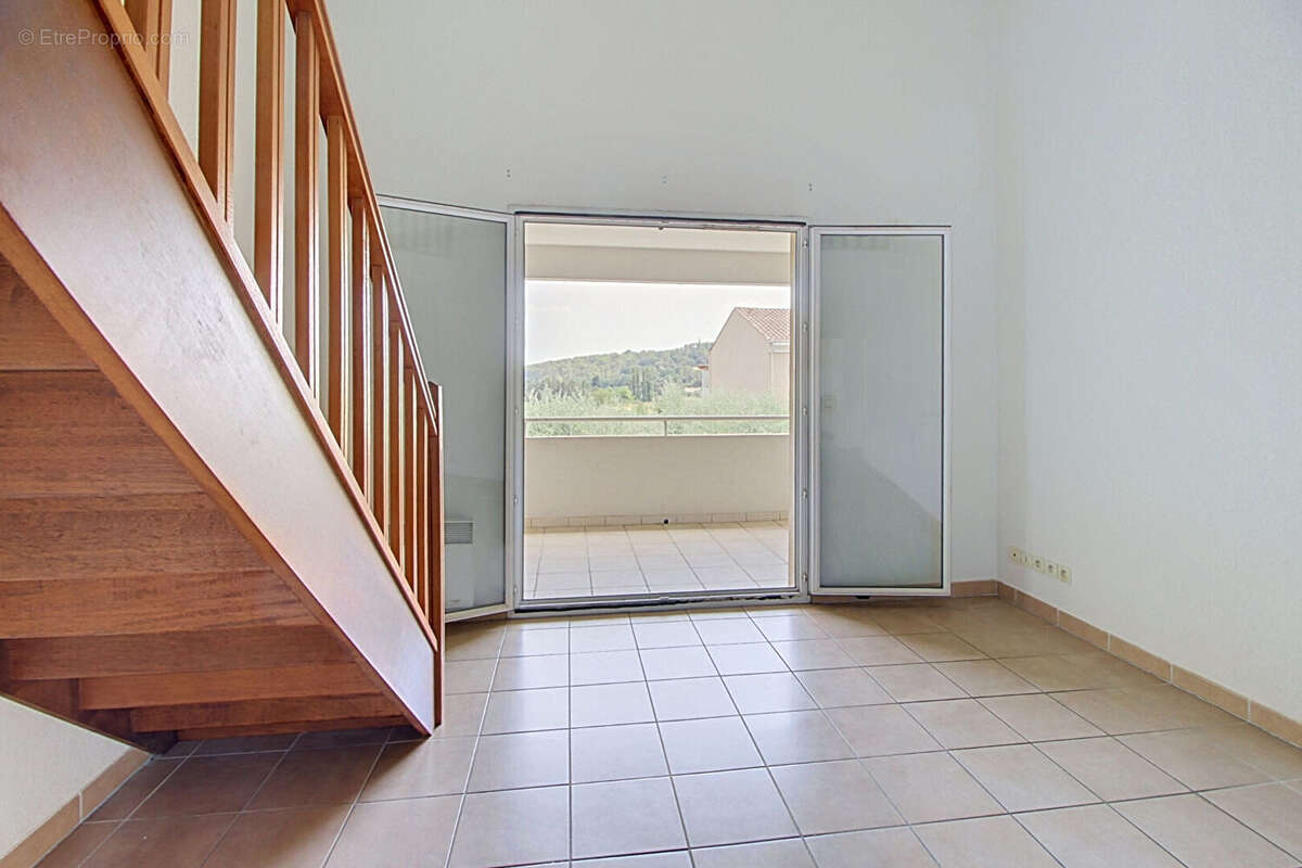 A VENDRE EXCLUSIVITE ! Appartement Lorgues 4 pièces 80 m² - photo 3