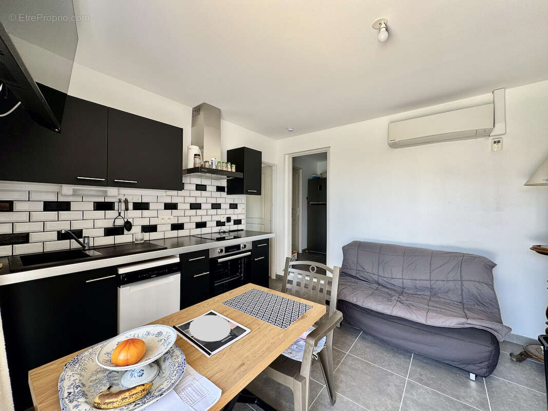 VILLENEUVE SUR LOT, propriété avec rapport locatif possible, grange, piscine et terrain d'environ 4,5ha - photo 13