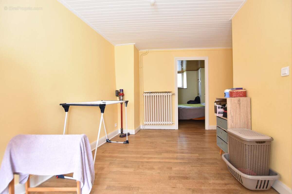 Appartement à SALERS