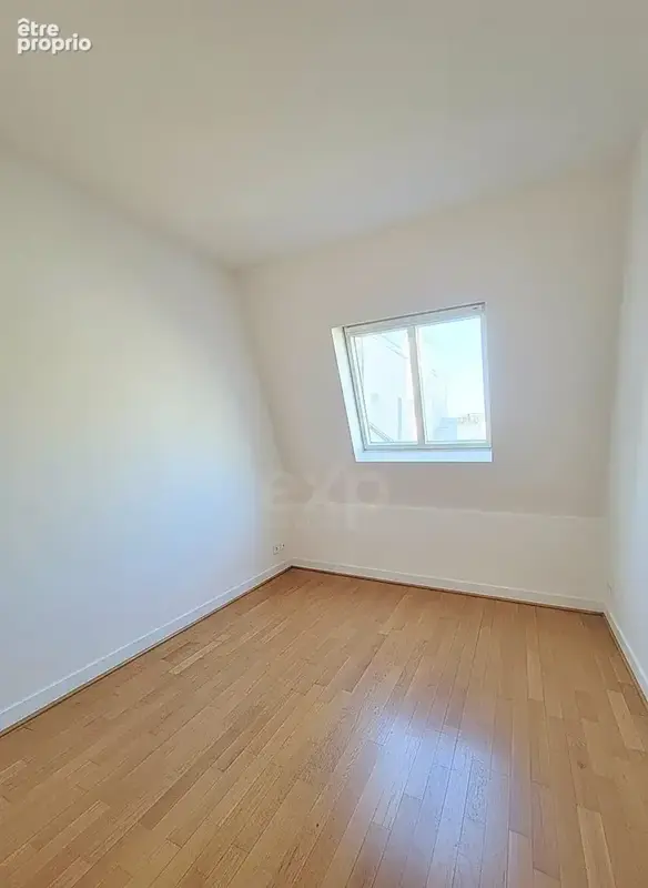 Appartement 44 m² à Paris-9e  - photo 4