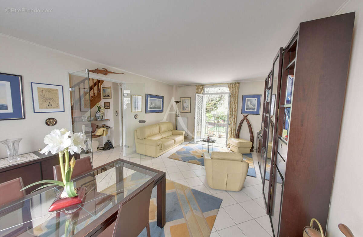 Maison à NOGENT-SUR-MARNE