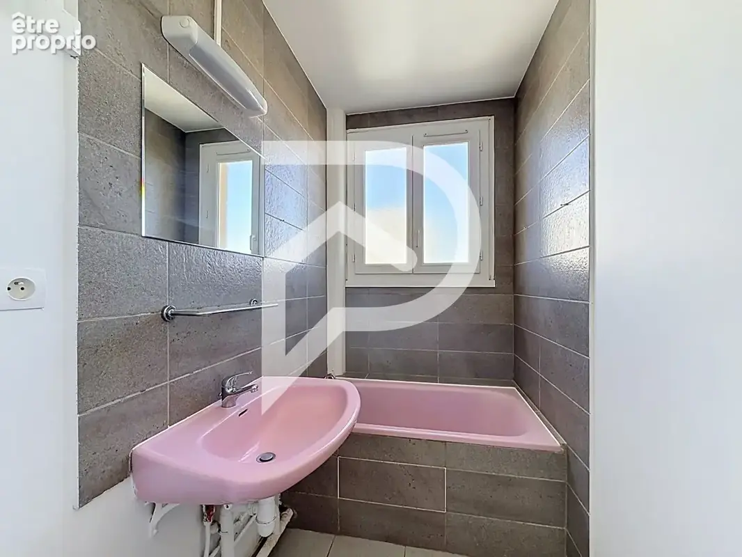 Appartement 2 chambres de 56,14 m², 5? étage avec ascenseur et cave, - photo 5