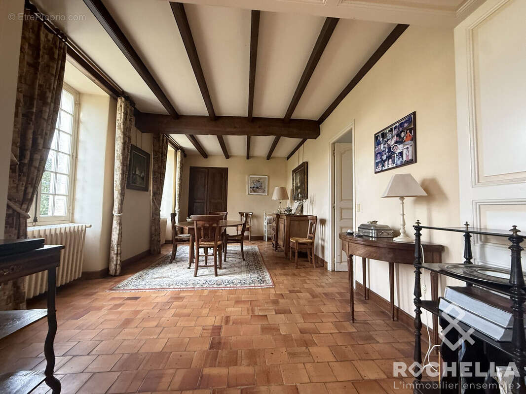 Maison 252 m² à Fontenet  - photo 9
