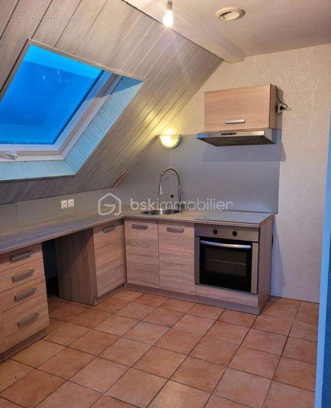 Grande maison familiale avec 2 logements, dépendances, hangar et box chevaux – Epping - photo 11