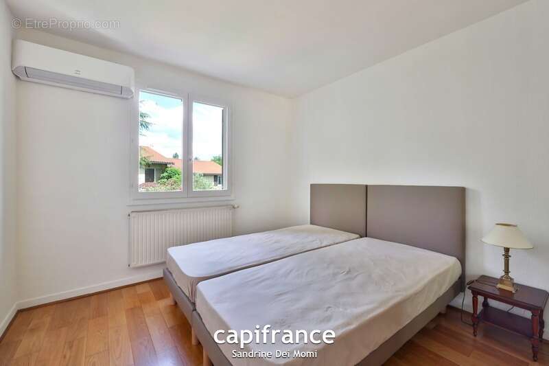 Maison à CHARBONNIERES-LES-BAINS