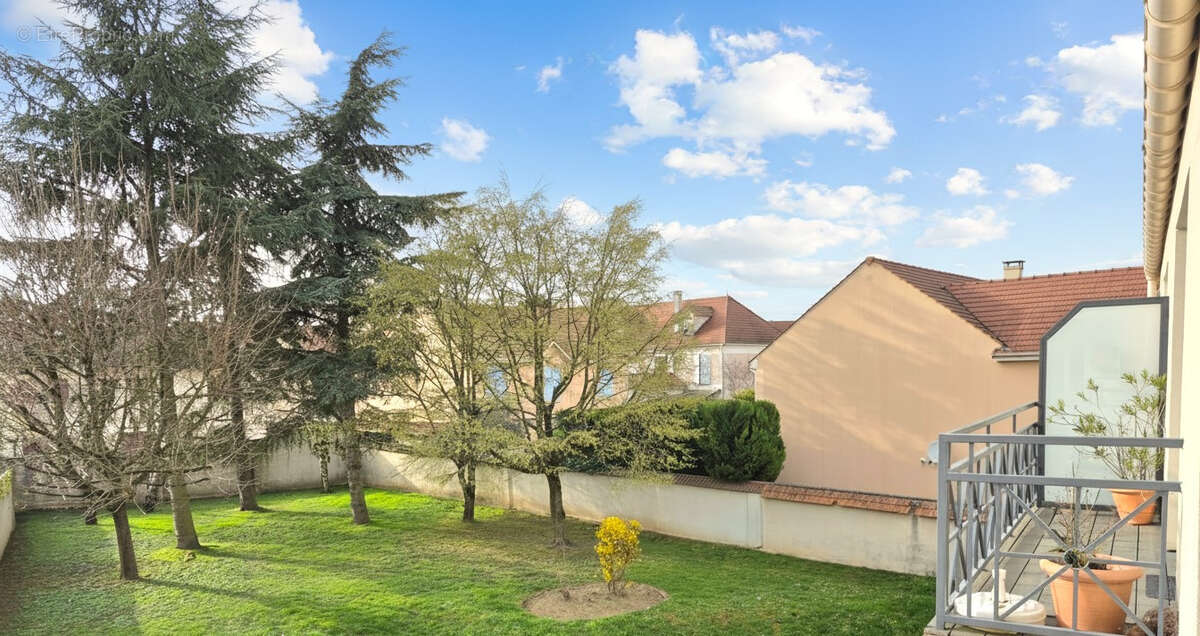 Appartement à THIAIS