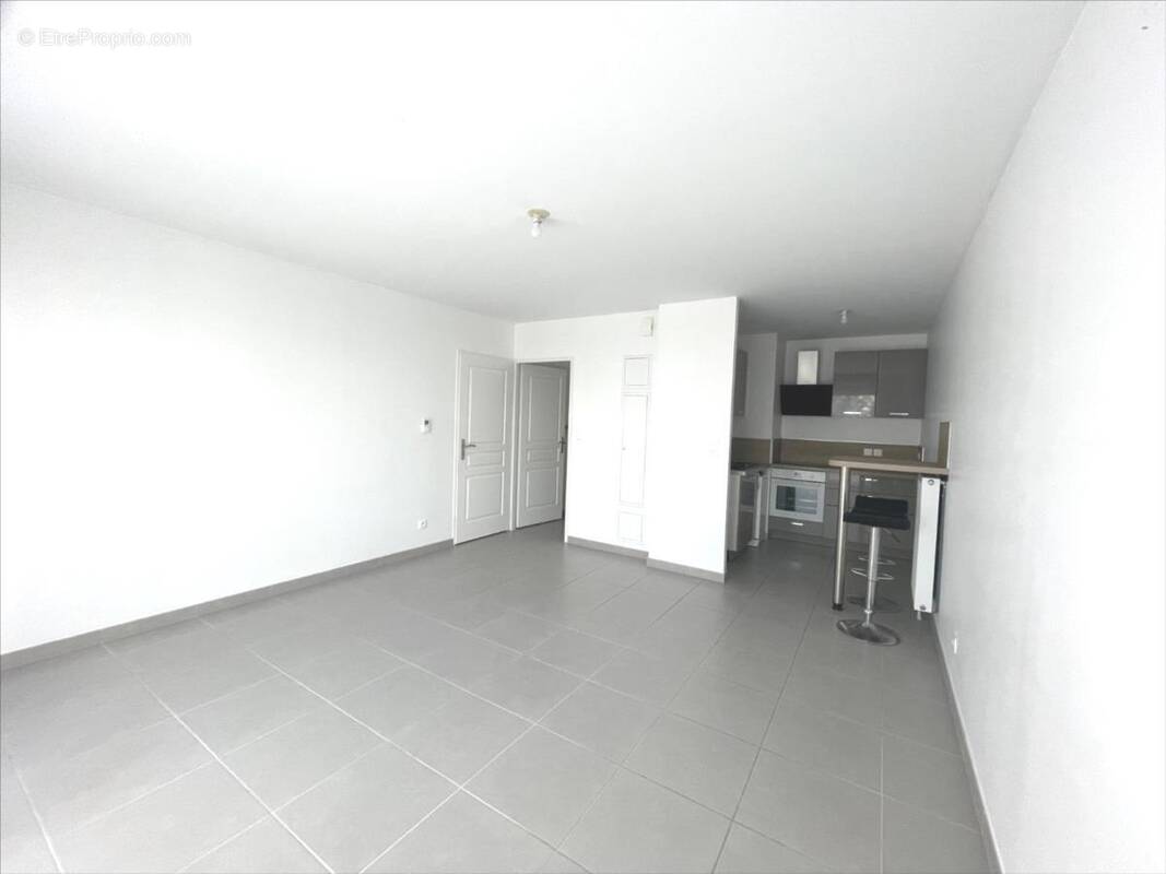 Appartement à BEZANNES
