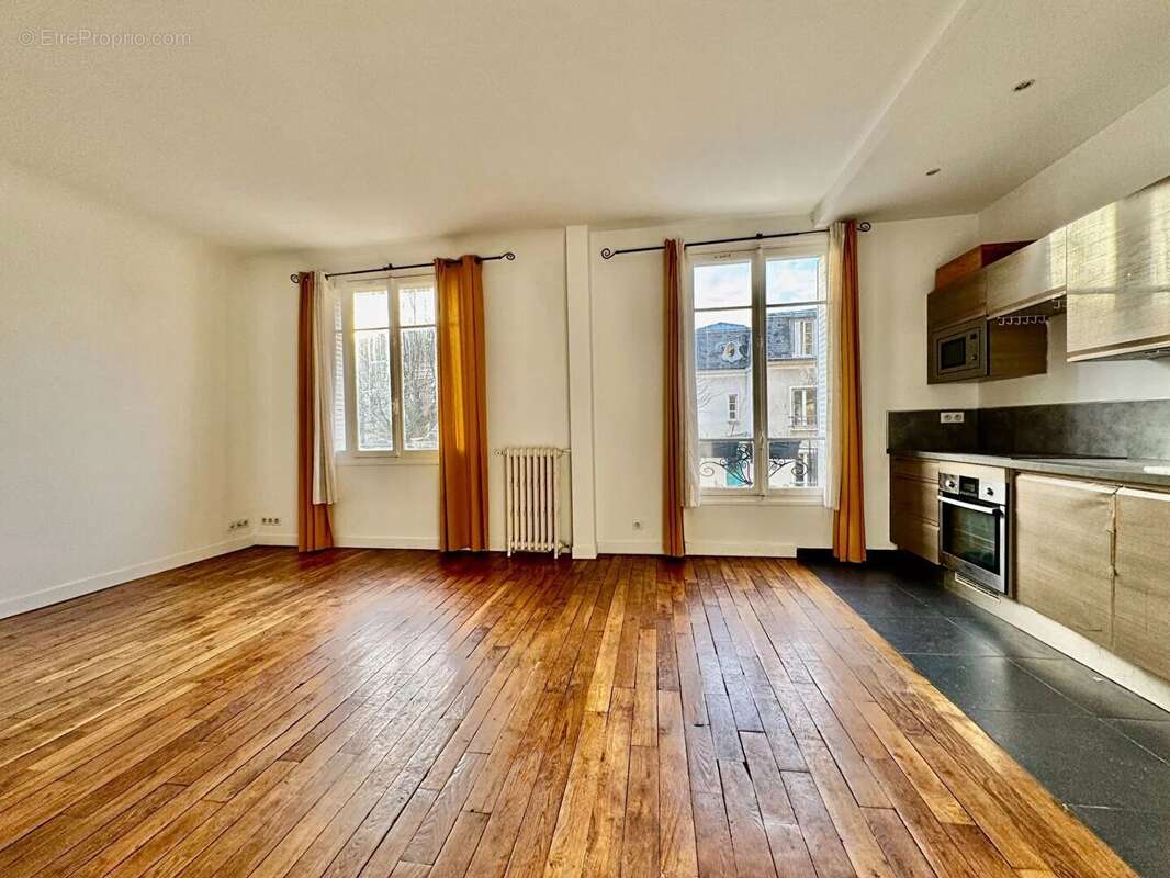 Appartement à BOIS-COLOMBES