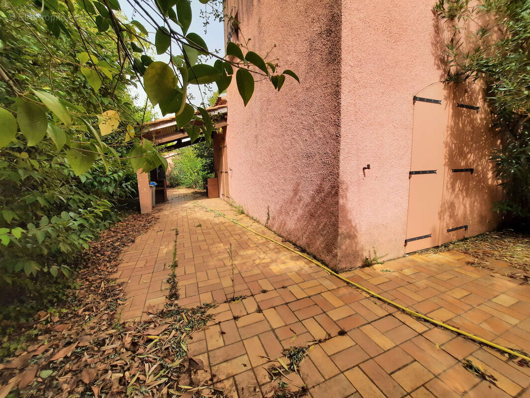 Maison à CASTANET-TOLOSAN