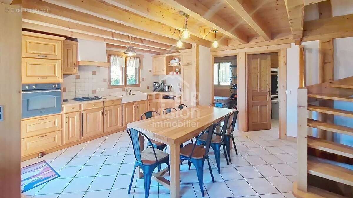 Maison à BONNEVAUX