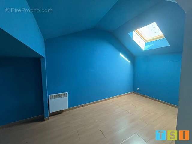 Maison à MONTREJEAU