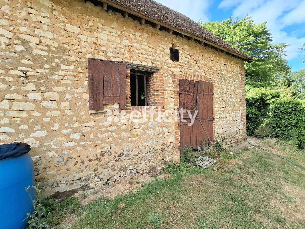 Maison 76 m² à Montlandon  - photo 4