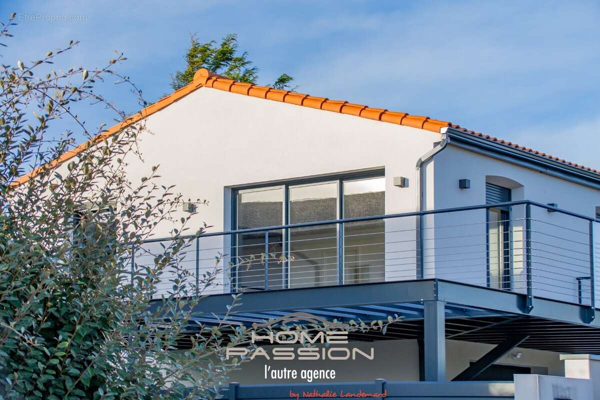 Maison à VAUX-SUR-MER