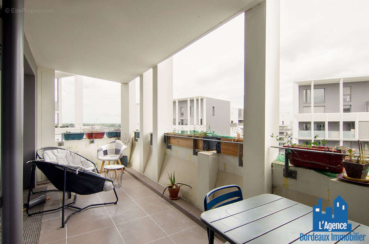 Appartement à BORDEAUX