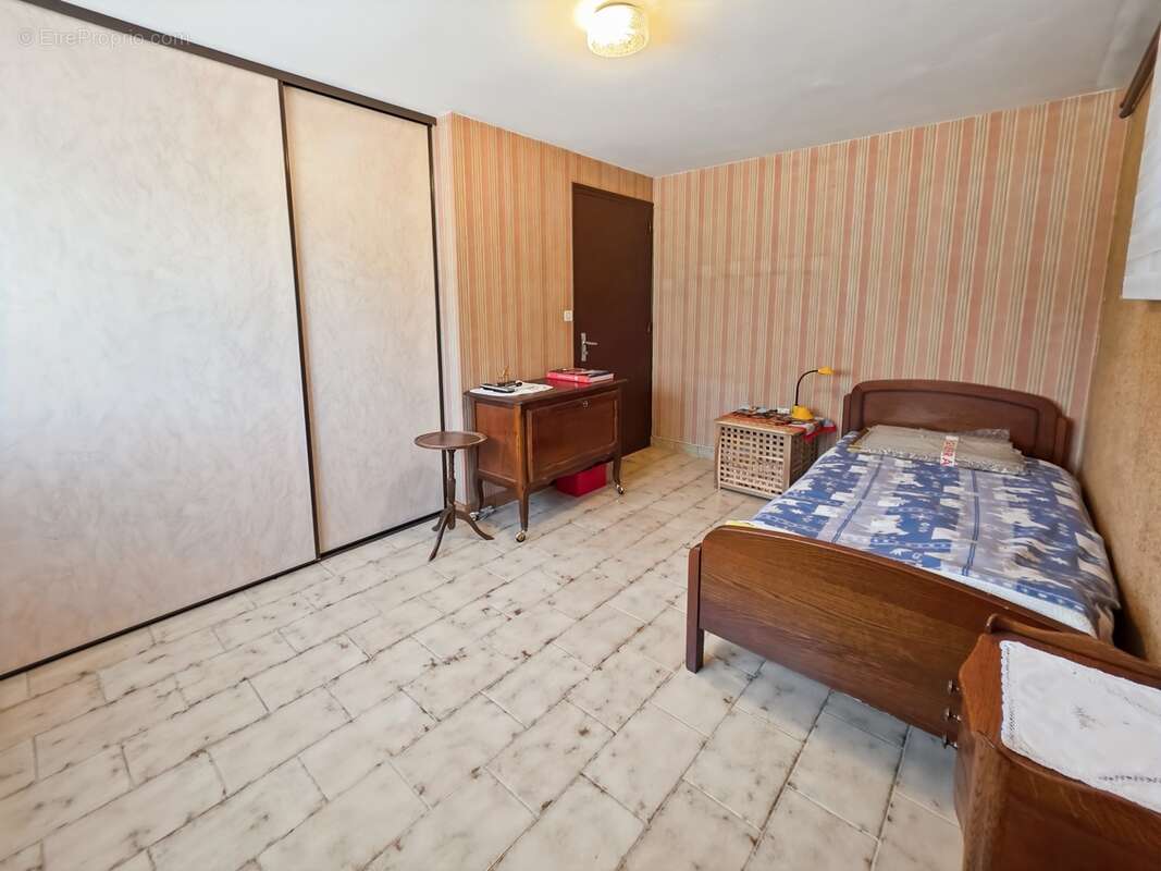 Maison 5 pièces avec grand terrain constructible – environnement calme – proche voie verte - photo 10