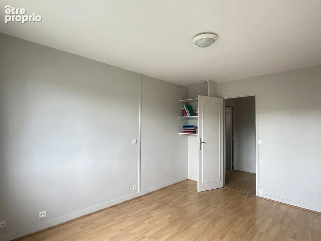 Maison Mantes La Ville - Fort potentiel - 3 chambres - 145 m² habitables -341 m² de terrain - photo 10