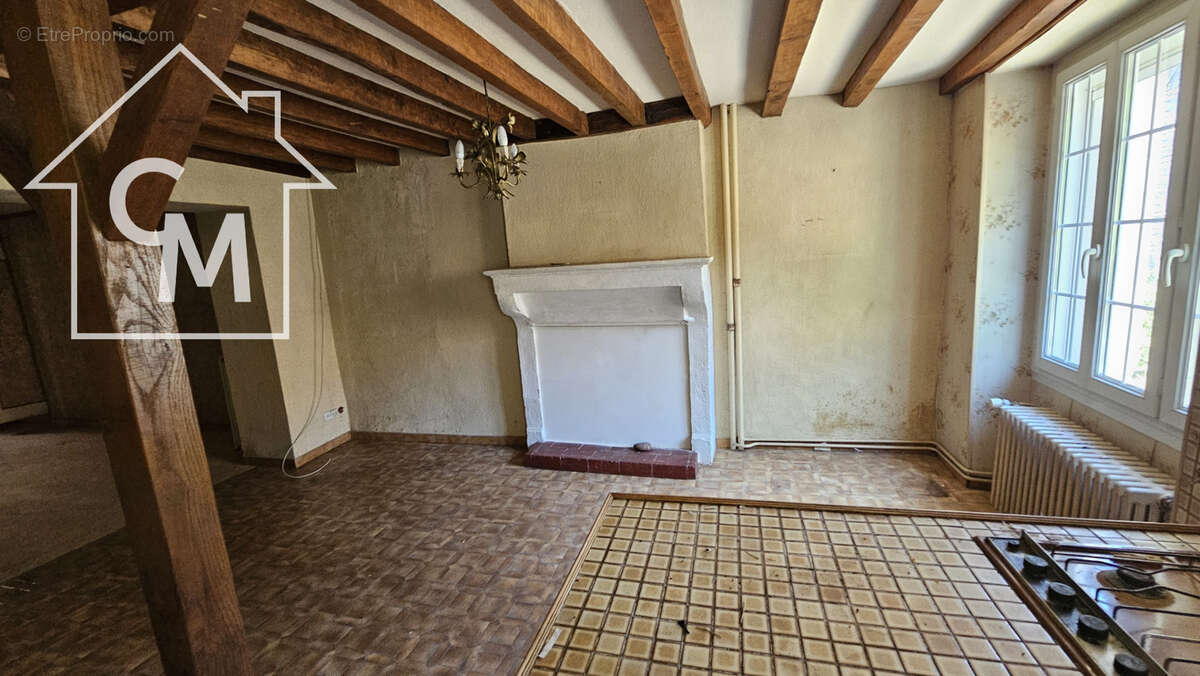 Maison à BESSY-SUR-CURE