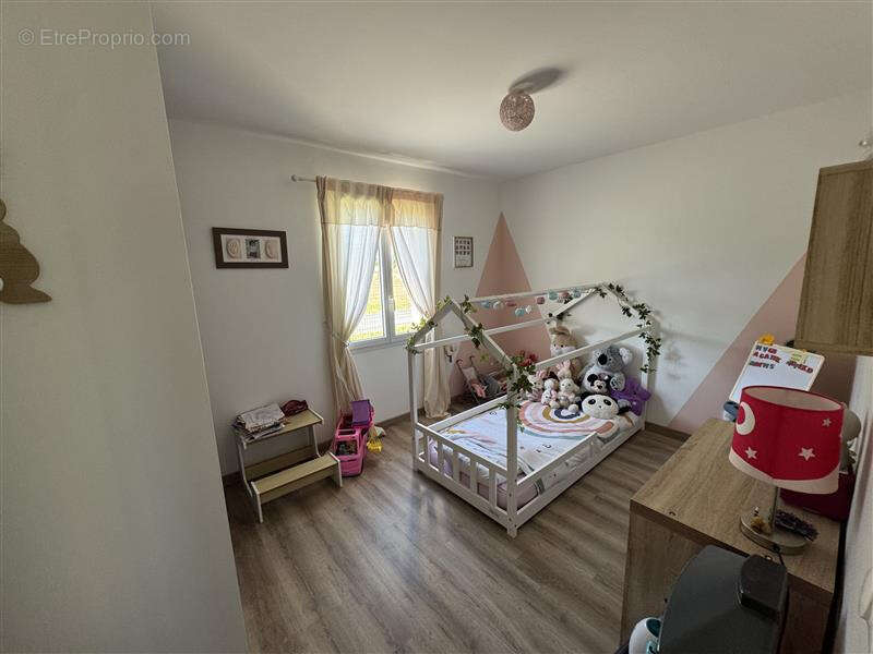 Maison à BOURG-CHARENTE