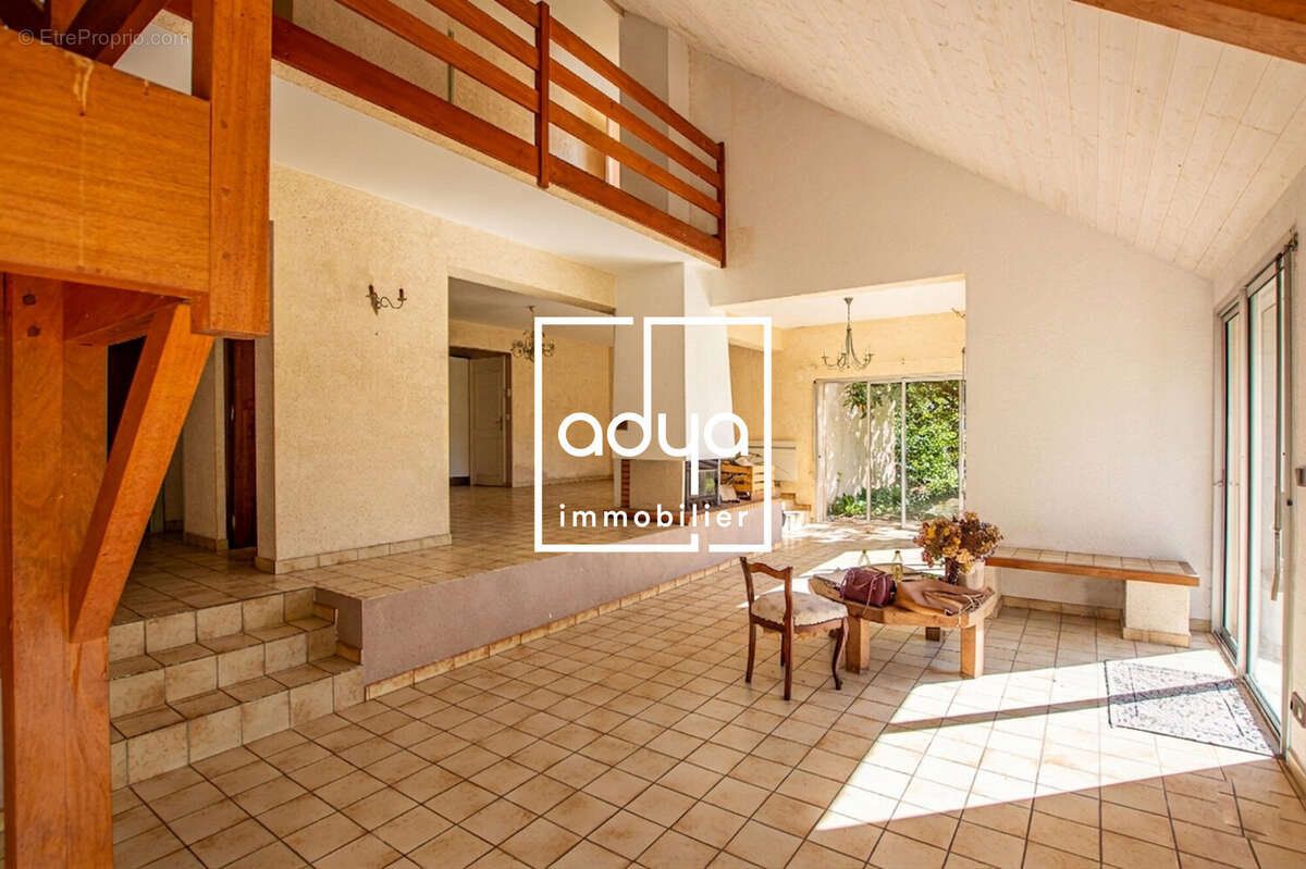 Maison à LA POUEZE