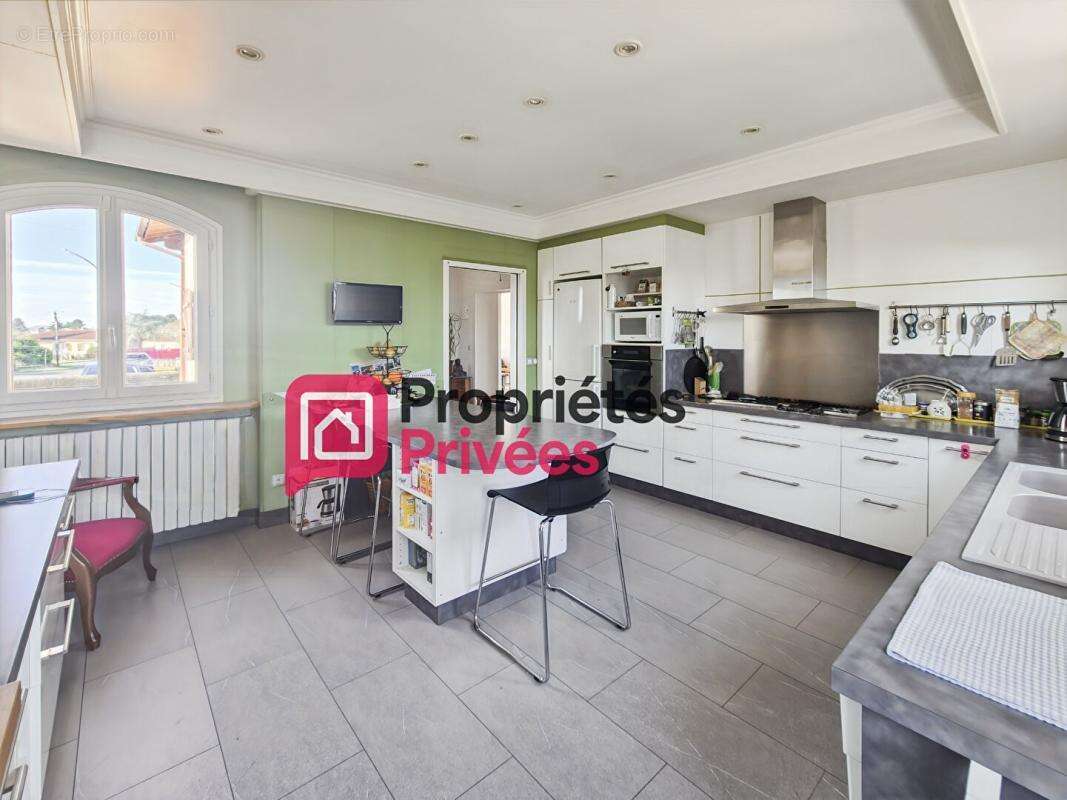 Proche centre Bazas - Maison familiale de 170 m2 à 40 mn de Bordeaux - photo 8