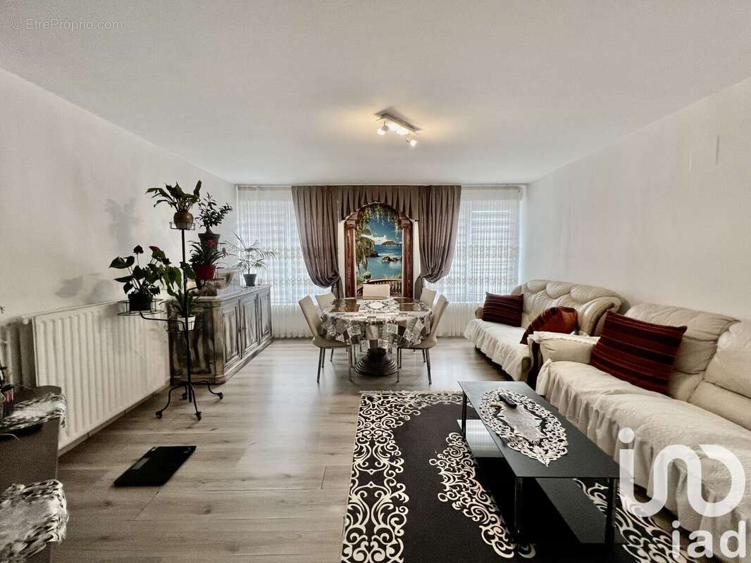 Photo 2 - Appartement à UCKANGE