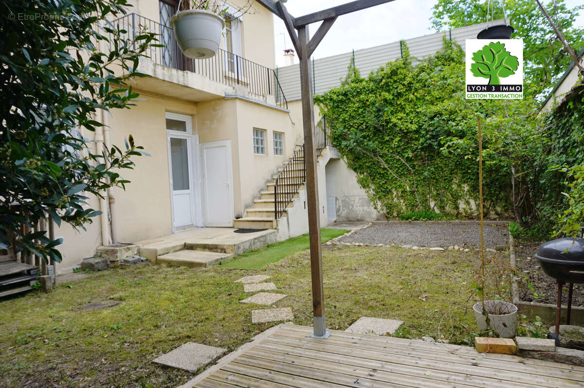 Maison à VILLEURBANNE