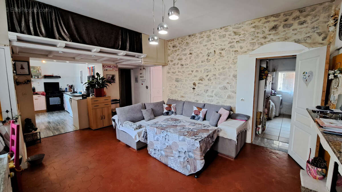 Appartement à SAINT-MARCEL-SUR-AUDE