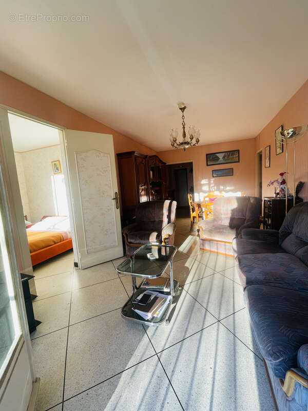 Appartement à MARSEILLE-10E