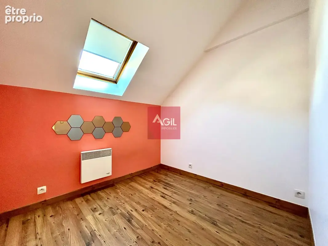 GRENOBLE - Rue Beethoven : Lot de trois appartements. - photo 7