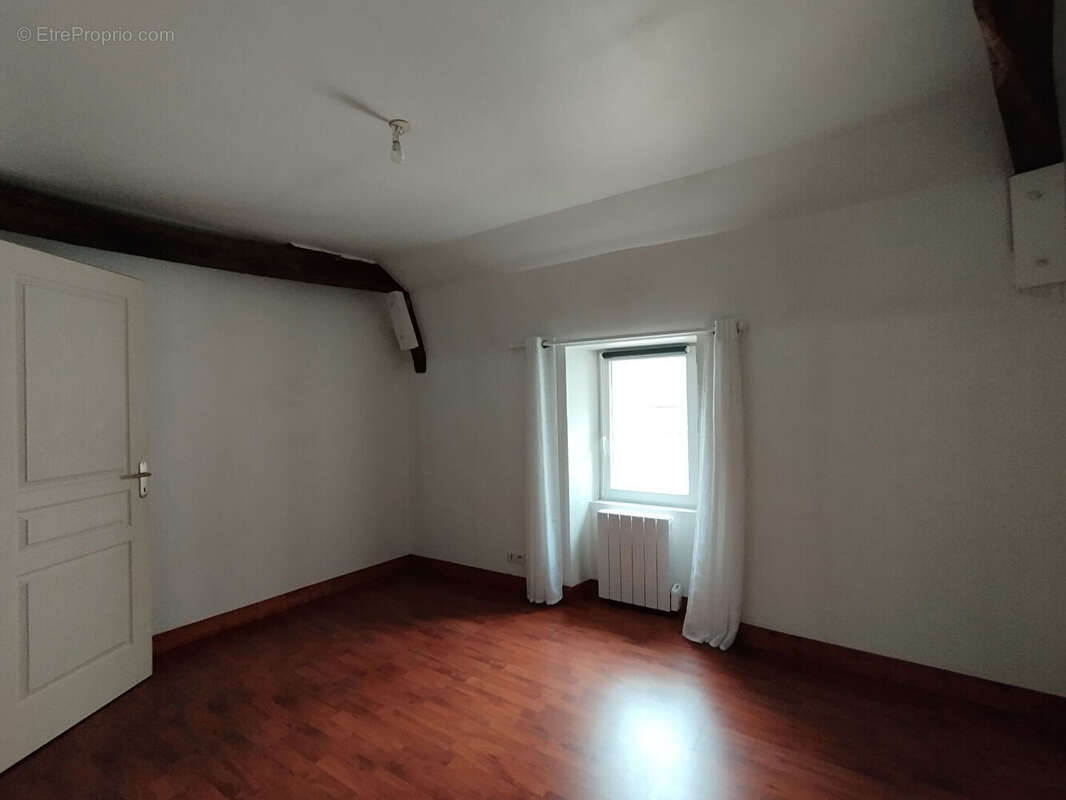 Appartement à COGNAC