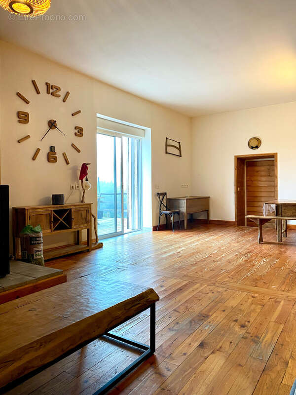 Sous compromis - Maison en pierres 160 m2 dans un environnement préservé avec vue ! - photo 5