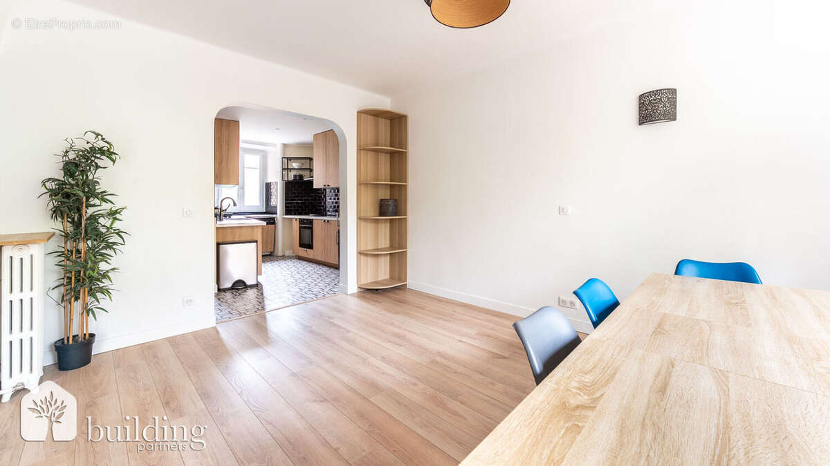 Appartement à PARIS-19E