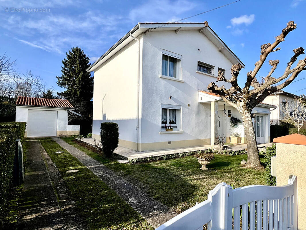 Maison à VILLENEUVE-SUR-LOT
