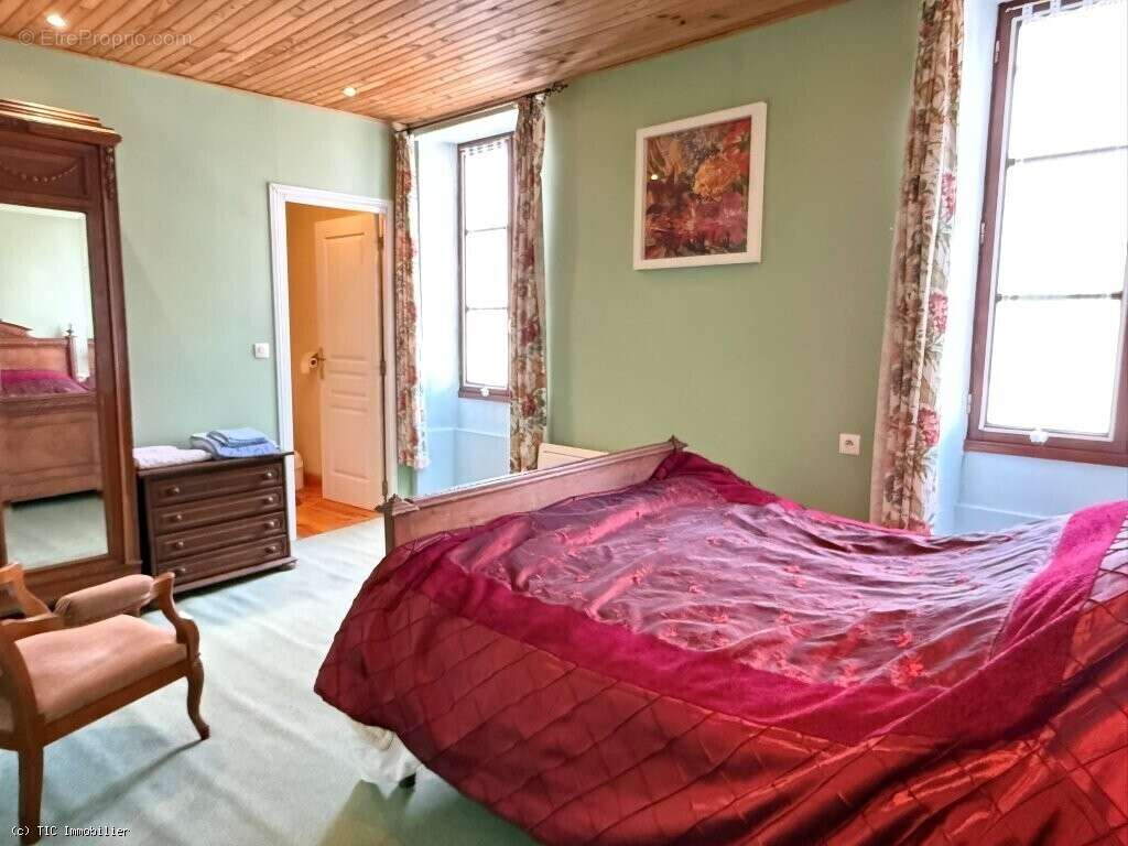 Maison à RUFFEC