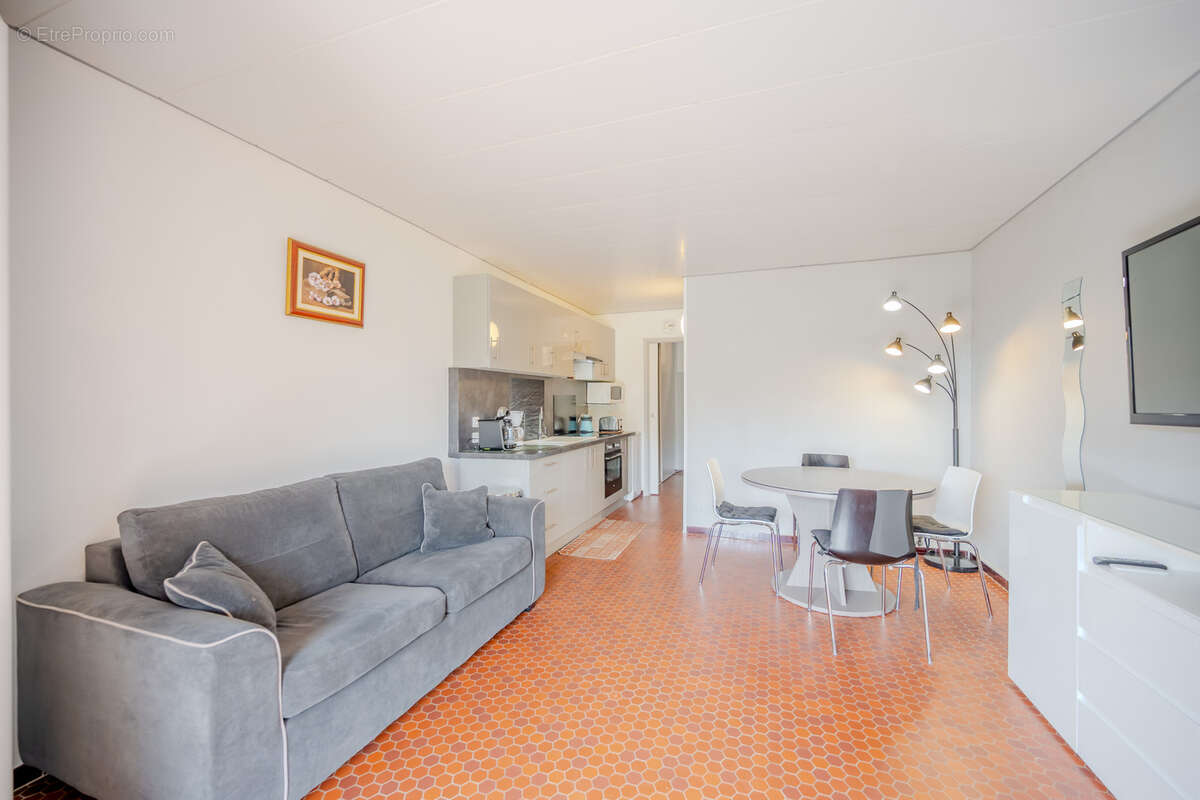 Appartement à HYERES