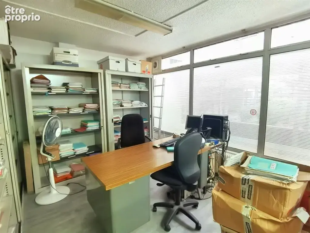 Local 98 m2 open space - photo 3