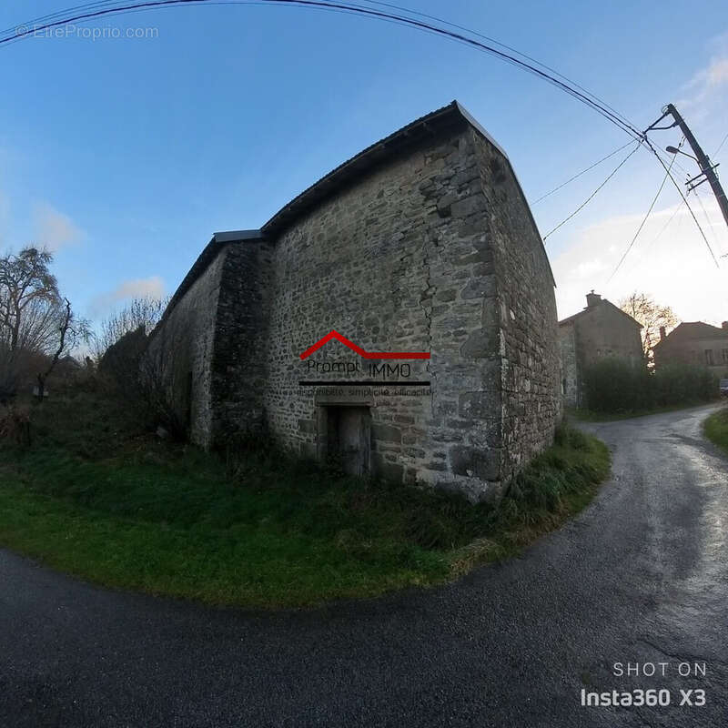 Maison à SAINT-PIERRE-BELLEVUE