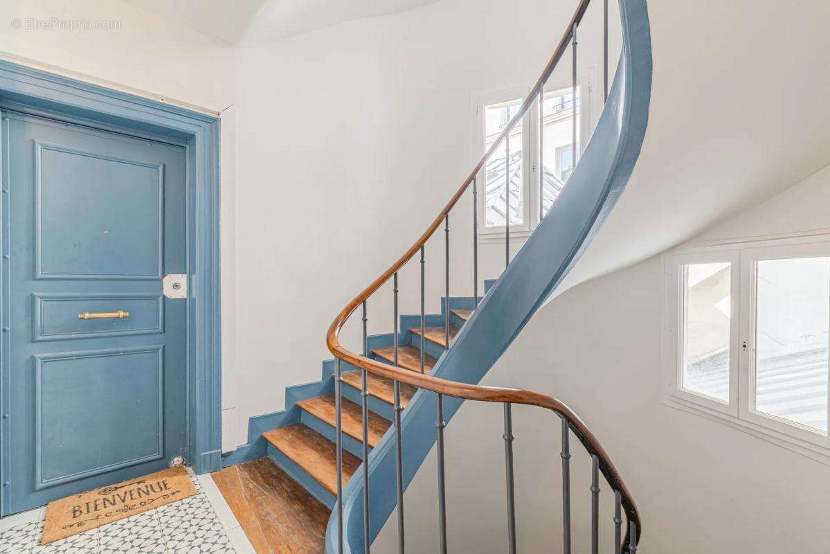 Appartement à PARIS-3E
