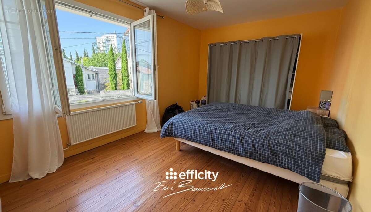 Maison 110 m² à Niort  - photo 14