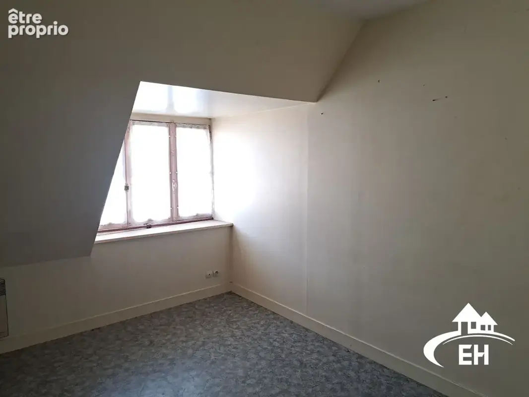 Maison de ville a restaurer - photo 6