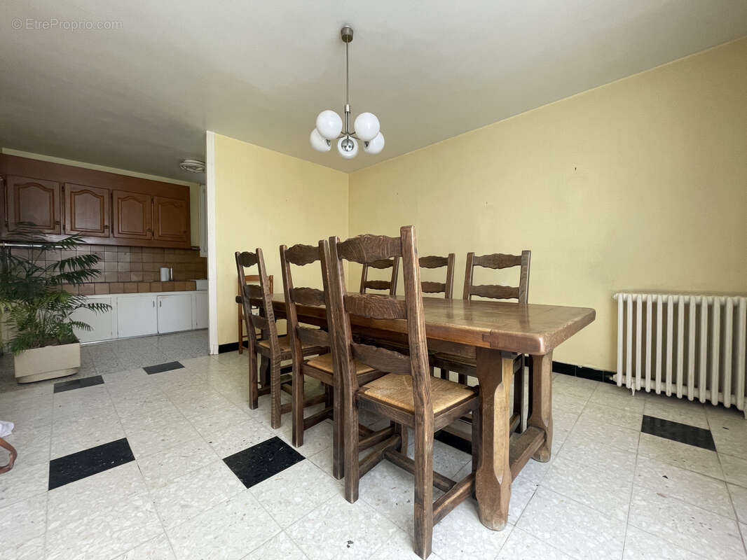 Maison à PREMERY
