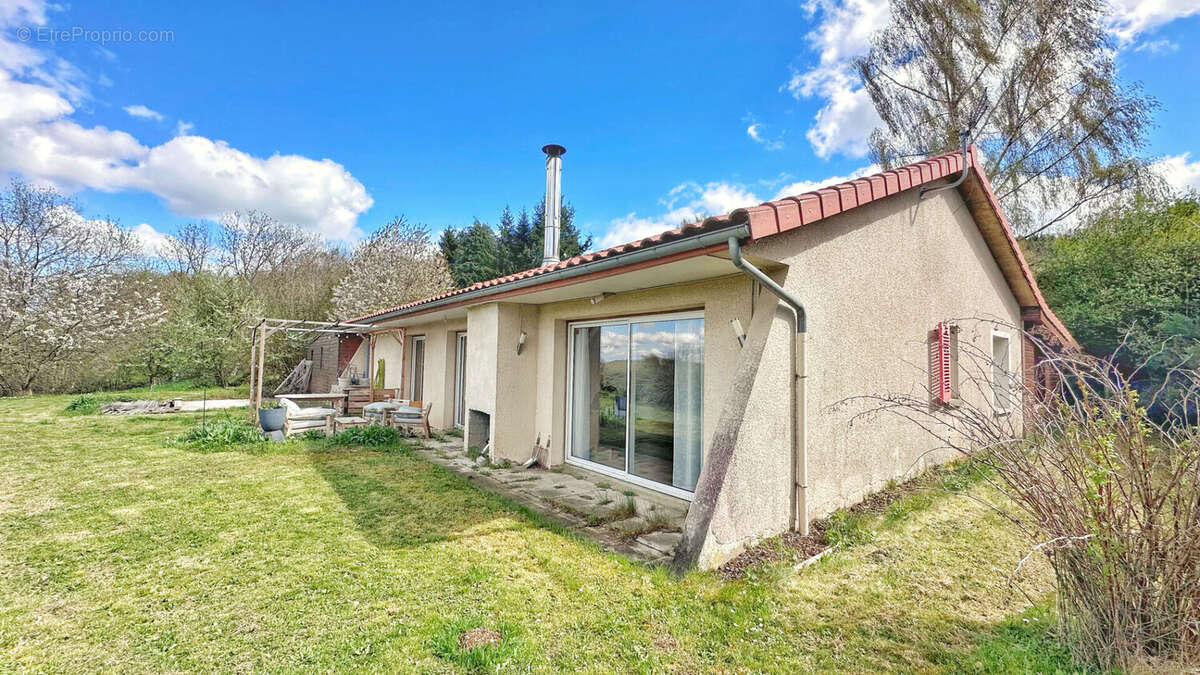 Maison 146m² à saint-genès-champanelle - photo 11