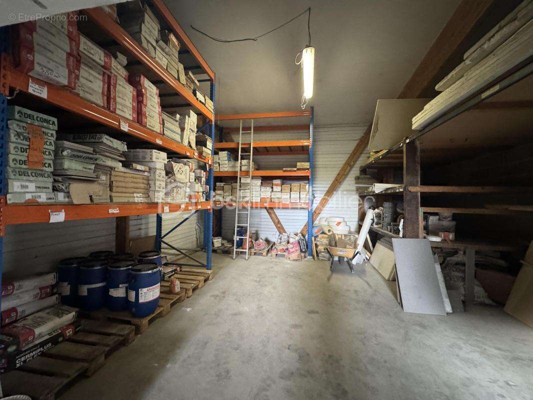 Commerce à SAINT-M'HERVE