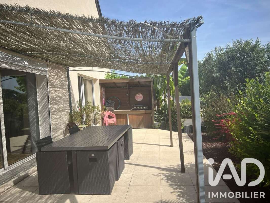 Photo 6 - Maison à SACHE