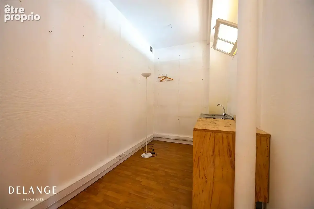 Croulebarbe - Local commercial de 100 m² - photo 6